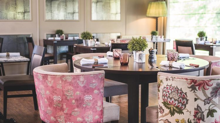 Forest Lodge Hotel Restaurant
