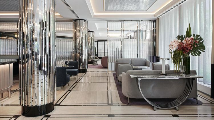 Royce Hotel Restaurant