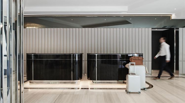 Royce Hotel Lobby