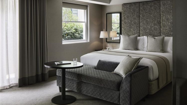 The Lyall Hotel Room