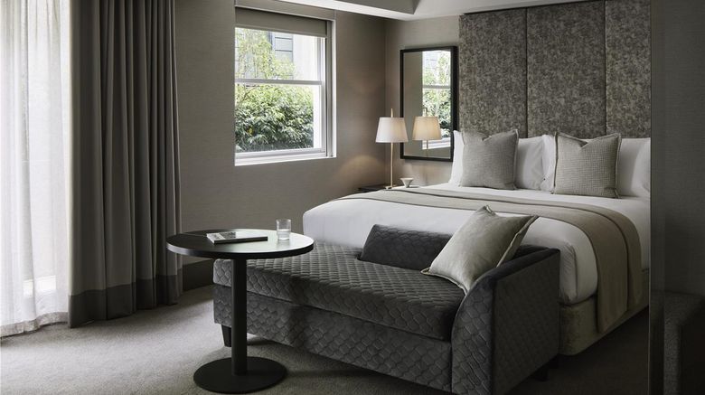 <b>The Lyall Hotel Room</b>. Images powered by <a href="https://iceportal.shijigroup.com/" title="IcePortal" target="_blank">IcePortal</a>.