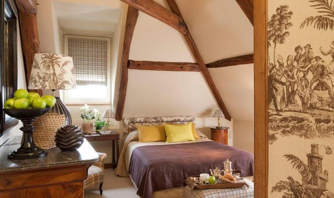 Hotel de France Room