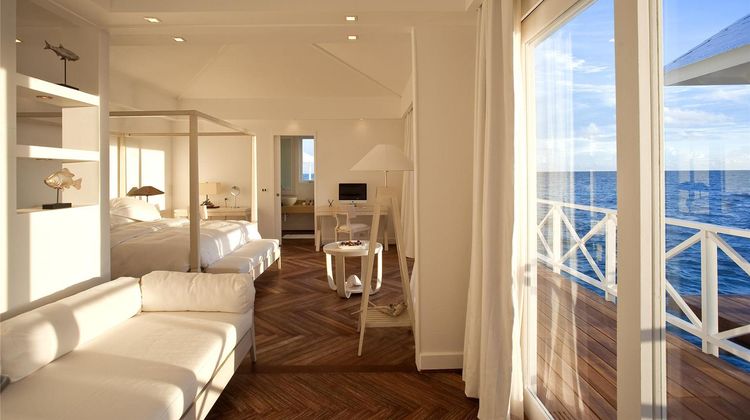 Diamonds Thudufushi Beach Suite