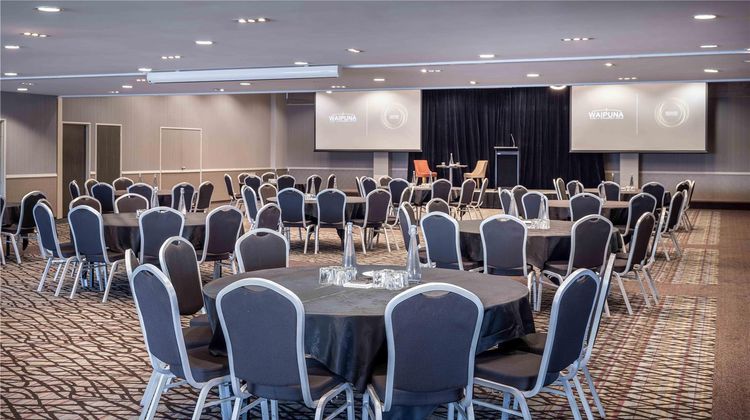 Waipuna Hotel & Conference Ctr Restaurant