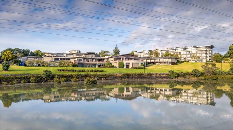 Waipuna Hotel & Conference Ctr Exterior