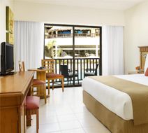 The Reef Coco Beach Room