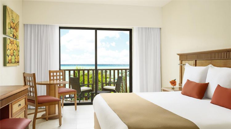 The Reef Coco Beach Room