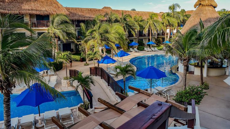The Reef Coco Beach Pool