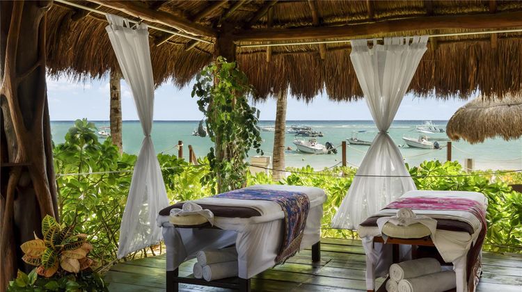 The Reef Coco Beach Spa