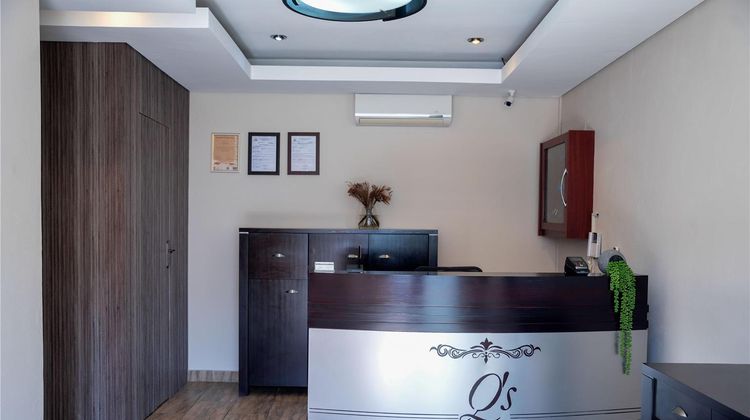 Q's Boutique Stay Lobby