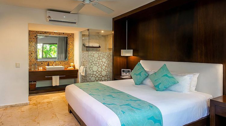The Palm at Playa Room