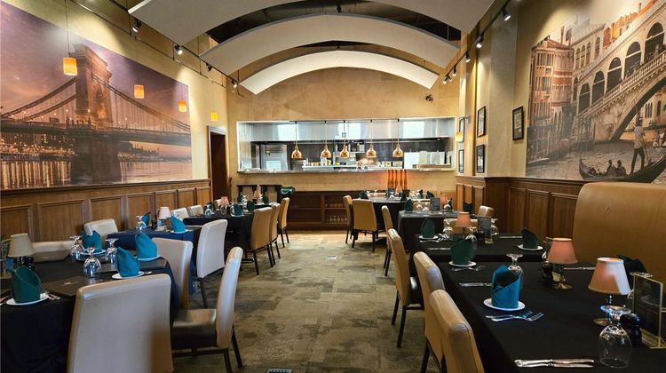 Blennerhassett Hotel Restaurant