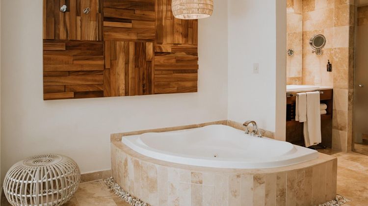 The Reef 28 Suite