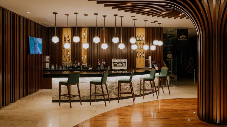 The Reef 28 Lobby