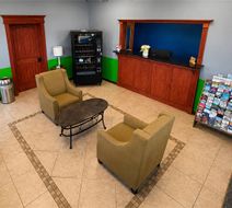 Guest Inn Ardmore Lobby
