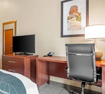 Wheatland Inn and Suites Room