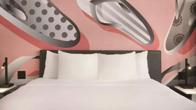 Kompose Boutique Hotel Miami Airport Room