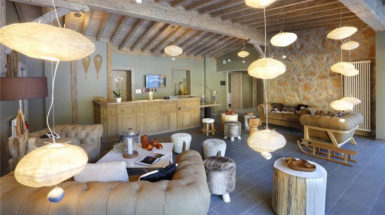 Hotel The Originals La Mainaz Lobby