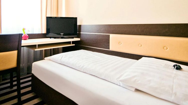 Hotel Bristol Room