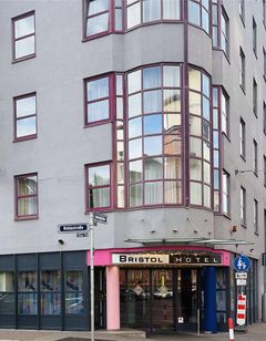 Hotel Bristol
