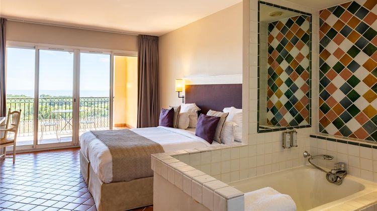 Le Fregate Provence Room