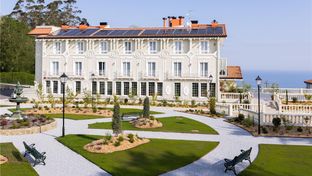 Nicols Hotel