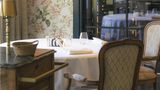 Nicols Hotel Restaurant