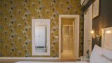 Sonder Salute Palace Room