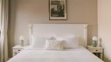 Sonder Salute Palace Room