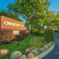 Creekside Inn
