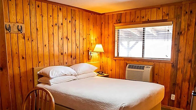 <b>Red Stone Inn Room</b>. Images powered by <a href="https://iceportal.shijigroup.com/" title="IcePortal" target="_blank">IcePortal</a>.