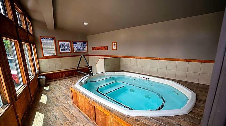 <b>Red Stone Inn Pool</b>. Images powered by <a href="https://iceportal.shijigroup.com/" title="IcePortal" target="_blank">IcePortal</a>.