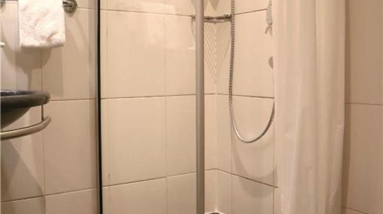Univers Hotel Room