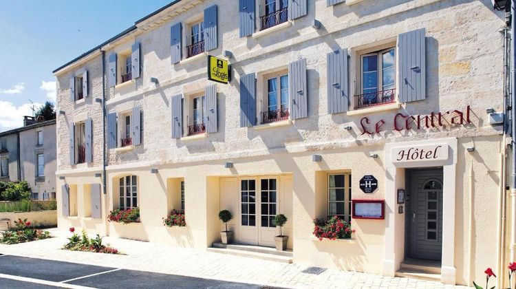 Central Hotel Exterior