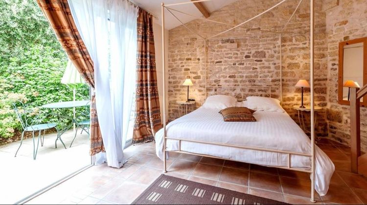 Central Hotel Room