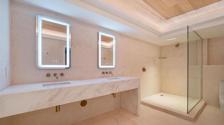 Grand Beach Hotel Surfside Suite