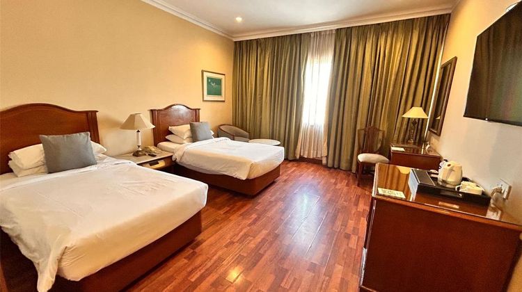 The Hans, New Delhi Room