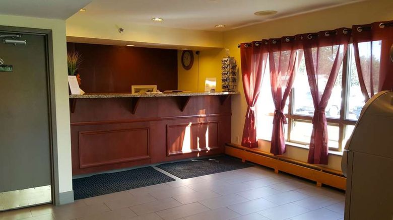 <b>Americas Best Value Inn-Executive Suites Lobby</b>. Images powered by <a href="https://iceportal.shijigroup.com/" title="IcePortal" target="_blank">IcePortal</a>.