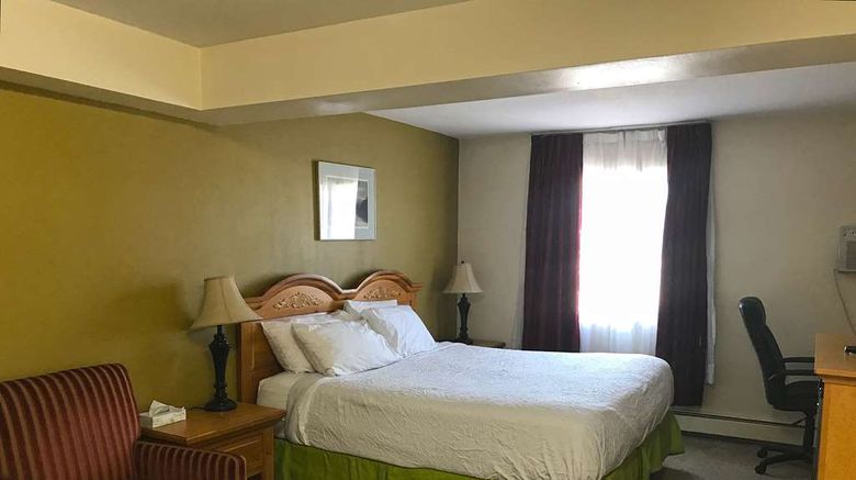 <b>Americas Best Value Inn-Executive Suites Suite</b>. Images powered by <a href="https://iceportal.shijigroup.com/" title="IcePortal" target="_blank">IcePortal</a>.