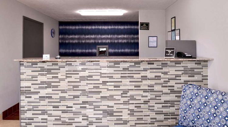 Americas Best Value Inn Lobby