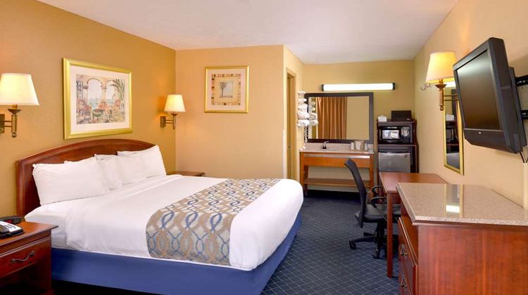Americas Best Value Inn Room