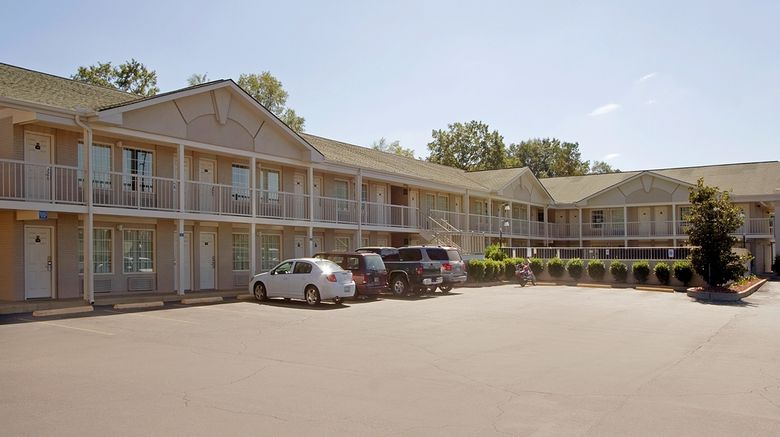 <b>Americas Best Value Inn Exterior</b>. Images powered by <a href="https://iceportal.shijigroup.com/" title="IcePortal" target="_blank">IcePortal</a>.