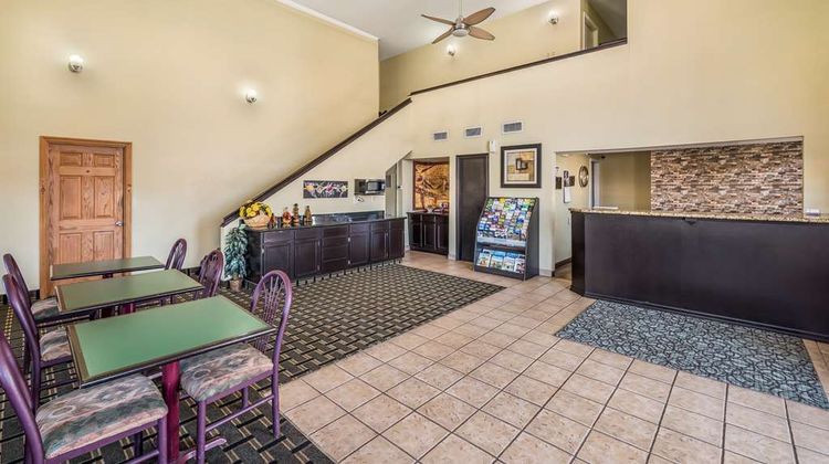 Americas Best Value Inn Lobby