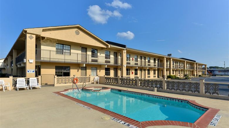 <b>Americas Best Value Inn Pool</b>. Images powered by <a href="https://iceportal.shijigroup.com/" title="IcePortal" target="_blank">IcePortal</a>.