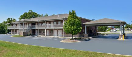 Americas Best Value Inn Exterior