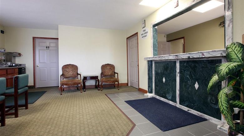 <b>Americas Best Value Inn Lobby</b>. Images powered by <a href="https://iceportal.shijigroup.com/" title="IcePortal" target="_blank">IcePortal</a>.