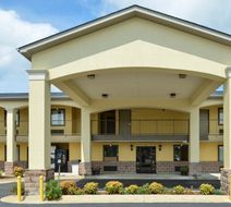 Americas Best Value Inn and Suites Exterior