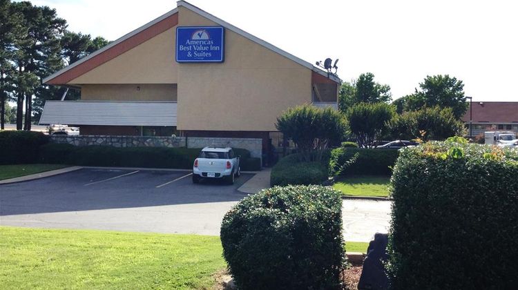 Americas Best Value Inn & Suites Exterior