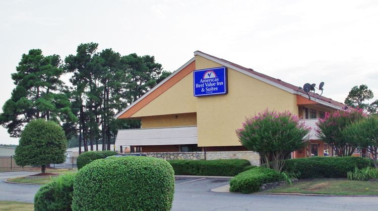 Americas Best Value Inn & Suites Exterior