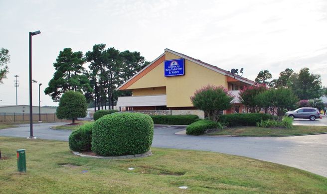 Americas Best Value Inn & Suites Exterior